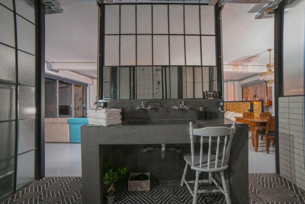 Monastiraki #Wallsfree Citycenter- Unspoiled Athens Apartments Exterior photo